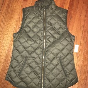 NWT Lightweight fashionable vest